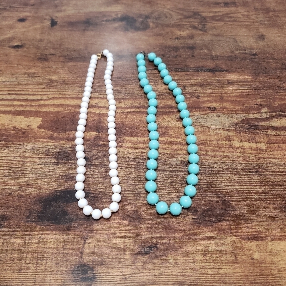 bundle lot of 2 bead statement necklaces white and baby blue